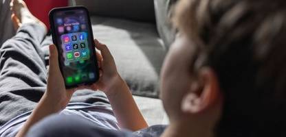 TikTok leitet #skinnytok-Anfragen auf Hilfeseite für Essstörungen um