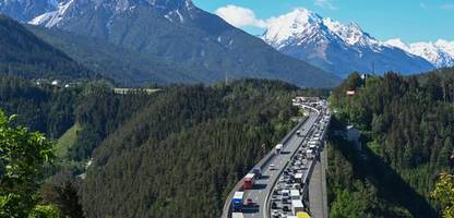 wann um pfingsten mit besonders viel stau zu rechnen ist