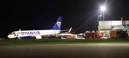 Ryanair-Flieger muss am Flughafen Memmingen notlanden: mehrere Verletzte
