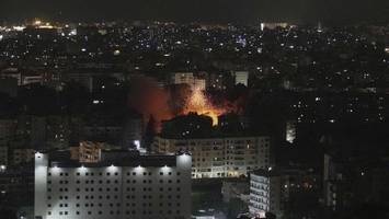 israel bombardiert beirut – rauch über libanesischer hauptstadt