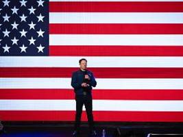 Medwedew will Frieden vermitteln: Moskau bietet Musk Asyl wegen Trump-Streit an