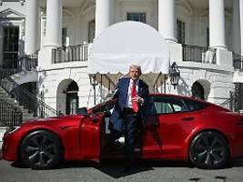 Rosenkrieg der mächtigen Männer: Trump hat offenbar genug von seinem roten Tesla