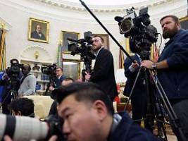 Streit um Zugang zum Oval Office: Weißes Haus gewinnt Prozess gegen AP