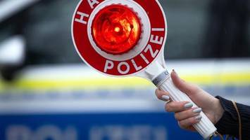 Drei Polizeibeamte in U-Haft: Diebstahl bei Fahrzeugkontrollen