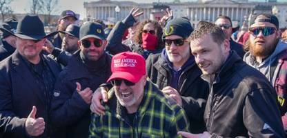 Sturm auf das Kapitol: »Proud Boys« verklagen US-Regierung