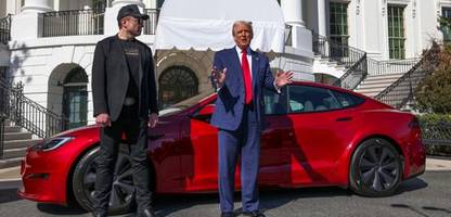 Tesla: Donald Trump will sein Model S nach Streit mit Elon Musk offenbar verkaufen