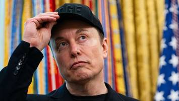 Tesla-Aktie bricht nach Streit von Musk und Trump ein