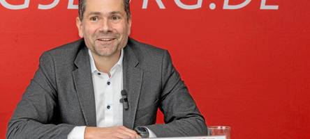 Florian Freund tritt für die Augsburger SPD als OB-Kandidat an – und greift Eva Weber scharf an