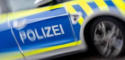 Passau: Mann fährt mit Auto in Menschenmenge