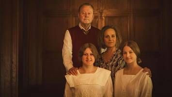 „rote rosen“-star spielt in alfred nobels direktorenvilla