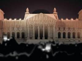 Ein Christo-Sommernachtstraum: Berlin verhüllt seinen Reichstag wieder