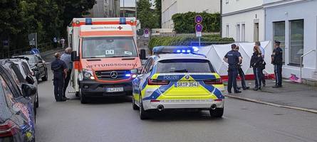 Autofahrer fährt in Menschengruppe – was wir wissen und was nicht