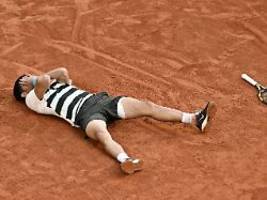 Haben wir noch nie gesehen: Das Jahrhundert-Spiel von Paris macht Tenniswelt fassungslos