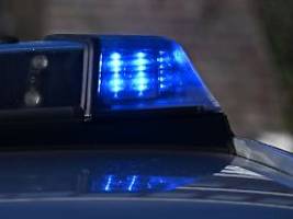 Rücken mit Hakenkreuz beschmiert: Mann klingelt gefesselt und halb nackt an Haustür
