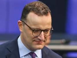 Was er nie wieder machen würde: Spahn verteidigt Maskenkäufe mit finanziellen Risiken