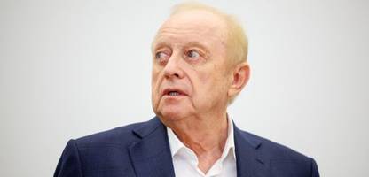 Alfons Schuhbeck: Verurteilter TV-Koch bleibt vorerst frei