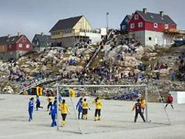 streit um fußball-nation: grönland wird traum von wm-teilnahme verwehrt