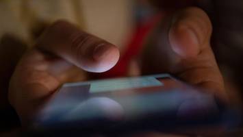 autocorrect und zensur: so funktionieren smartphones aus nordkorea