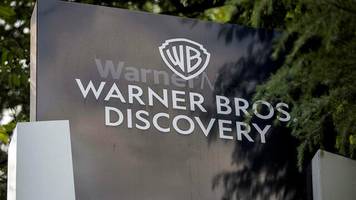 filmstudio und streamingdienst: warner bros wird aufgeteilt: streaming und filmstudio getrennt von tv