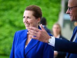 frederiksen bei merz: der frühe vogel trifft sein vorbild - aber es ist kompliziert