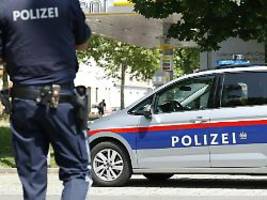 Mehrere Nachahmungsdrohungen: Polizei findet Rohrbombe bei Amok-Täter von Graz