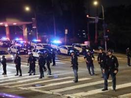 Zahlreiche Festnahmen: Polizei setzt Ausgangssperre in Los Angeles gewaltsam durch