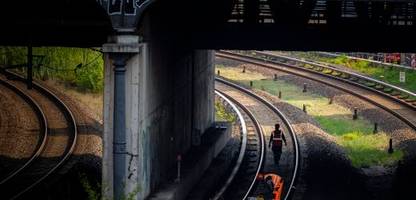 Sondervermögen Infrastruktur: Bahnbranche will gut ein Viertel von Klingbeils 500-Milliarden-Topf