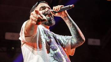 a day to remember in hamburg: „maximum fun“ mit nebel und pop-punk