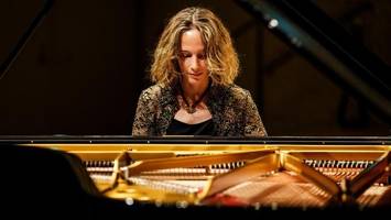 brahms mal anders mit hélène grimaud in der elbphilharmonie