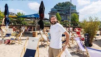 sommer in hamburg: diese beachclubs bieten kühle drinks im sand