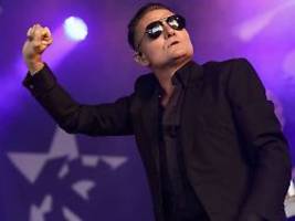 Ikone der Electronic Body Music: Sänger von Nitzer Ebb stirbt mit 58 Jahren