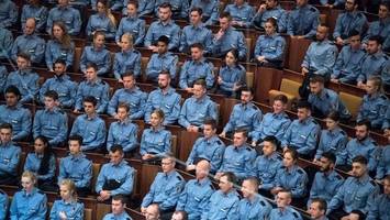 dramatischer appell: polizei hat kaum noch nachwuchs