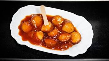 VWs Currywurst – gibt es als Snack bald bei Edeka in Hamburg
