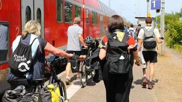 „Die Region freut sich“: Mehr Züge für Pendler nach Hamburg geplant