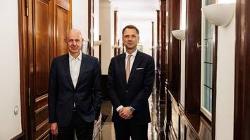 m.m. warburg: das sparprogramm und die details für hamburg