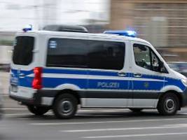 festnahme an bushaltestelle: teenager soll 55-jährige in der pfalz getötet haben