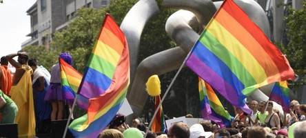 csd 2025: auf diese verkehrsbehinderungen müssen sich augsburger am samstag einstellen