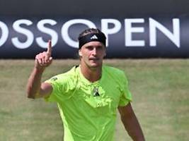 erster rasen-titel der karriere?: zverev kämpft sich bei hitzeschlacht ins finale gegen angstgegner