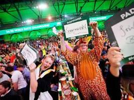 verband lässt fans aufatmen: xxl-ekstase: nächste darts-wm wieder im ally pally