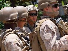 zum ersten mal: us-marines nehmen zivilisten in los angeles fest
