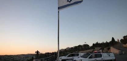Israel-Iran-News: Iran schlägt zurück – Israel warnt Bevölkerung vor Luftangriffen