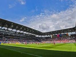 Skurriler Auftakt bei Klub-WM: FC Bayern zertrümmert Amateurtruppe in halbleerem Stadion