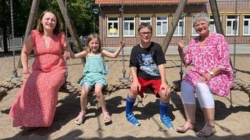 in dieser schule sind drei generationen einer familie vertreten
