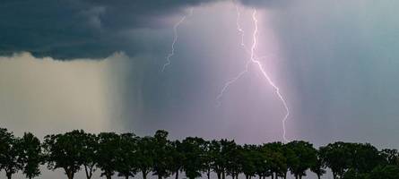 Warnung vor schweren Unwettern in der Region: Wir verfolgen die Lage live