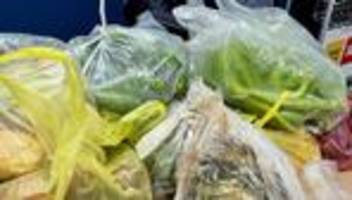 kurioser fund am flughafen: 29 kilogramm verbotene lebensmittel im gepäck