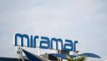 neueröffnung: spaßbad miramar öffnet sechs monate nach brand wieder