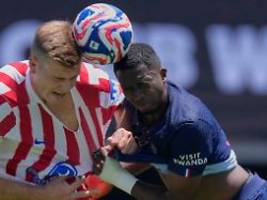 bei gnadenloser hitze: pariser superfußball und rote karte brechen atletico das genick
