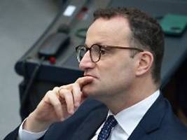 fakten und fragen: ist spahn nach teuren maskenkäufen noch tragbar?