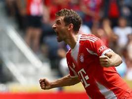 Historisches Tor für Bayern-Star: Unverwüstlicher Thomas Müller lässt's tüchtig krachen