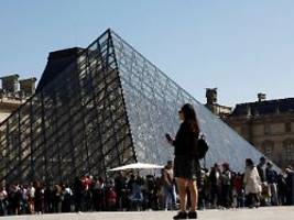Touristen müssen warten: Personal legt Louvre mit wildem Streik lahm
